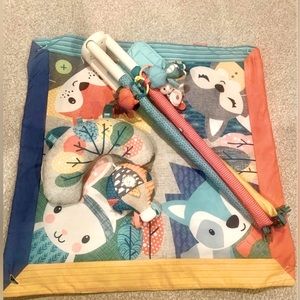 Infantino Forest Activity Mat